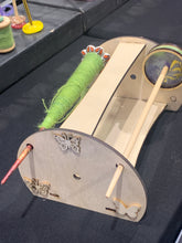 Load image into Gallery viewer, Support Spindle Lazy Kate /Stand Assembled 4
