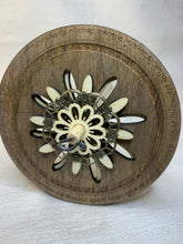 Load image into Gallery viewer, Top Whorl 175
